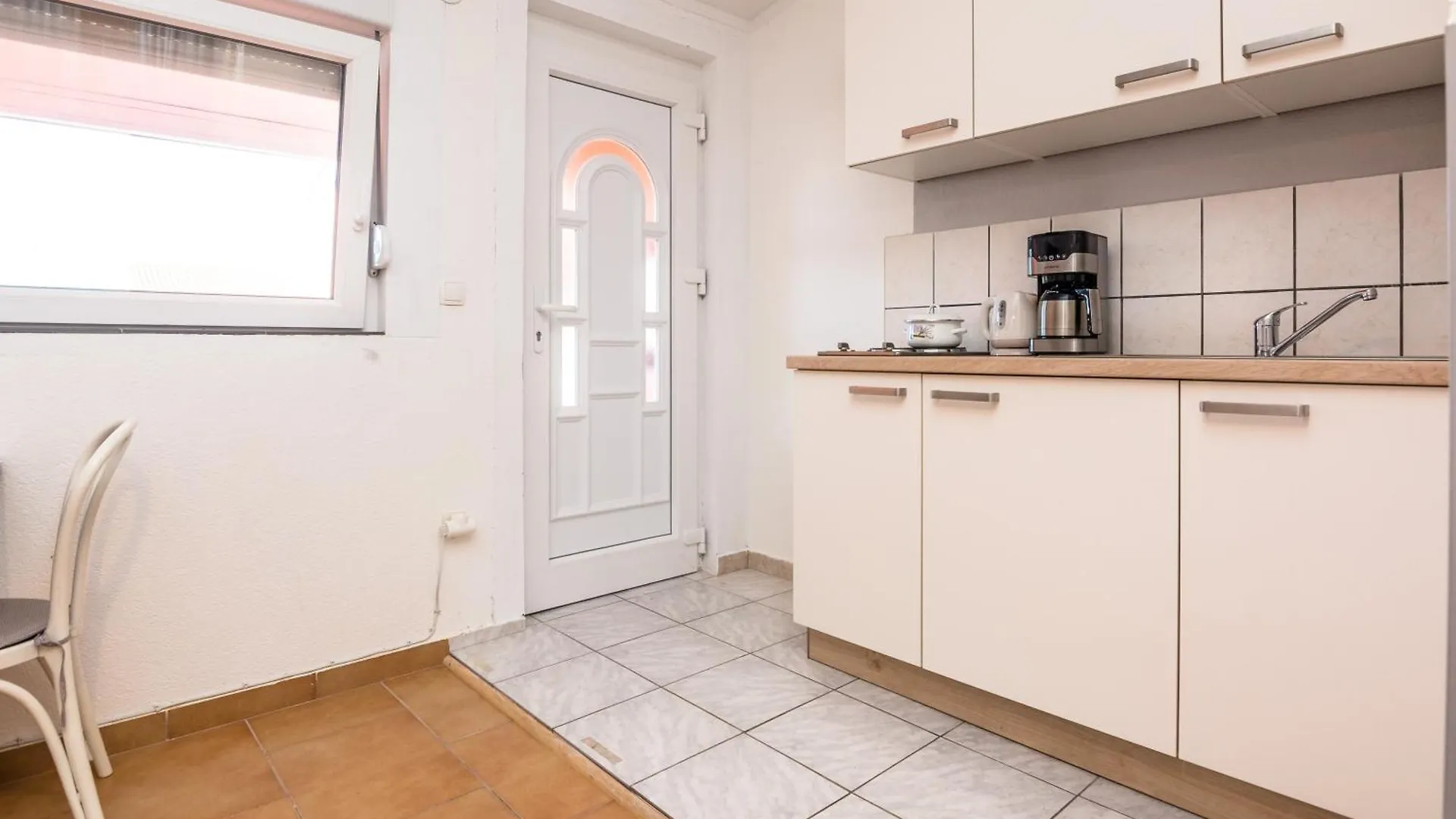 Apartment Genster Vir Kroatien